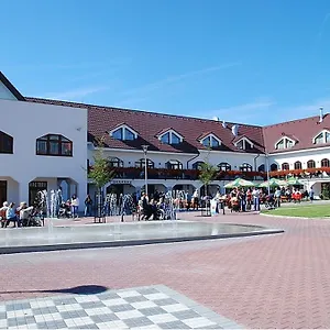 3* Hotel Sluneční Dvůr